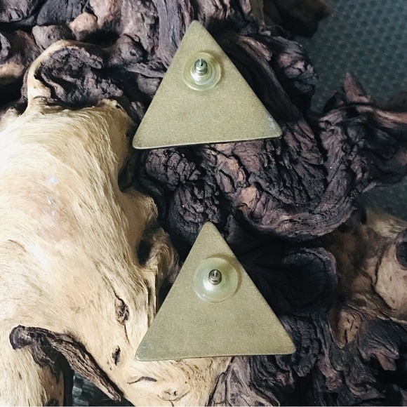 Vintage 80’s Gold Tone And Black Marbled Triangular Post 1.75 in Earrings - Picture 5 of 15